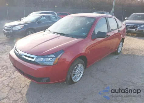 2009 Ford Focus Se z USA, uszkodzony, nr VIN 1FAHP35NX9W270633